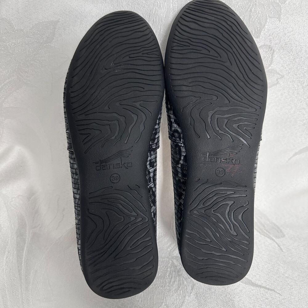 Dansko Gray Larisa Leopard Slip On Flats Leather Size 39 - Picture 11 of 13